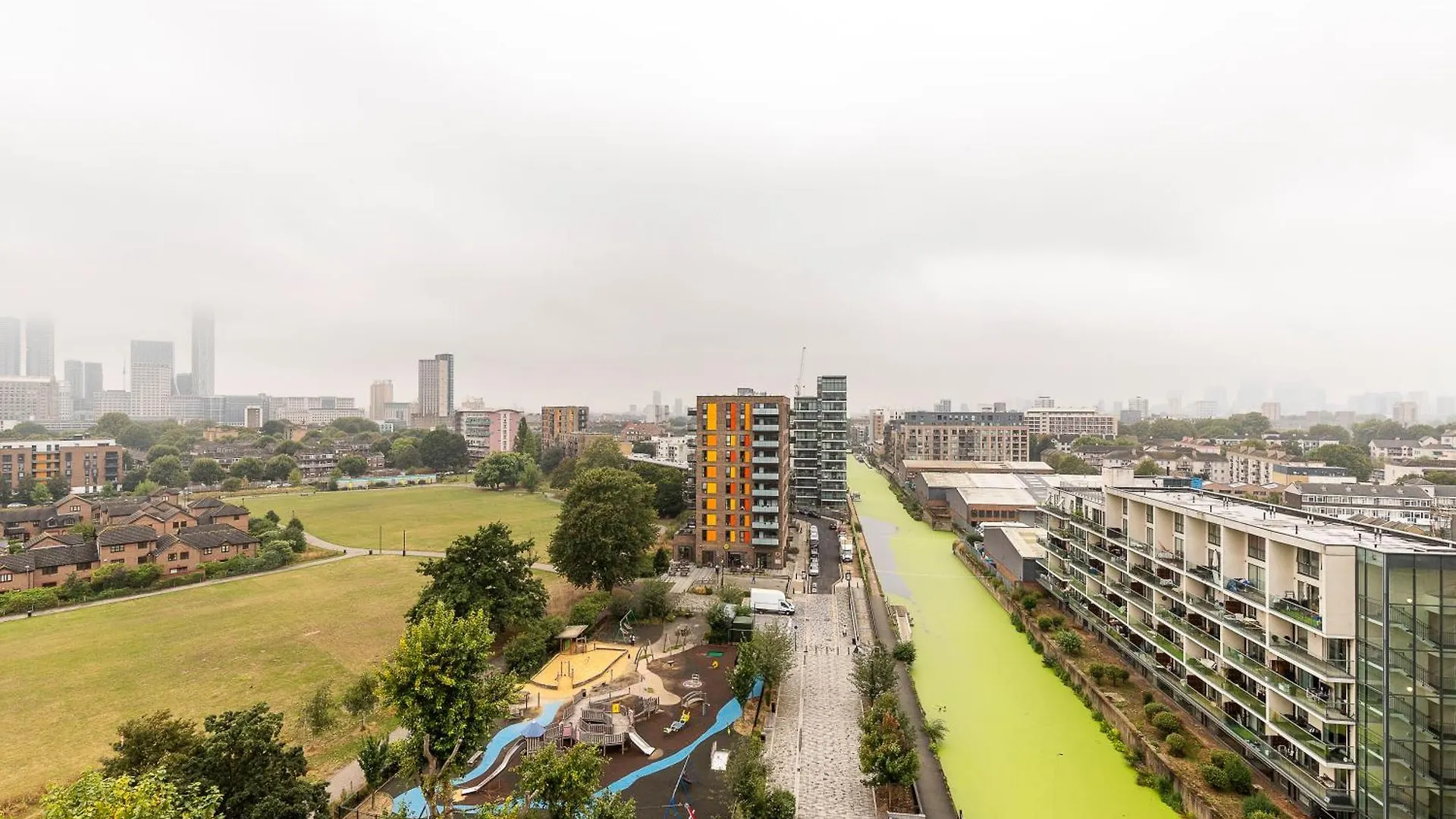 Lägenhet 3Br Poplar Apt Views Of Canary Wharf London